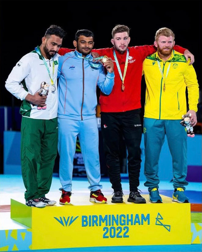 2022_Birmingham_Commonwealth_Games_Jayden_Lawrence_Wrestling_Bronze_Medal